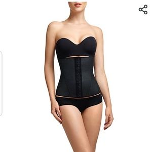 Squeem waist trainer medium